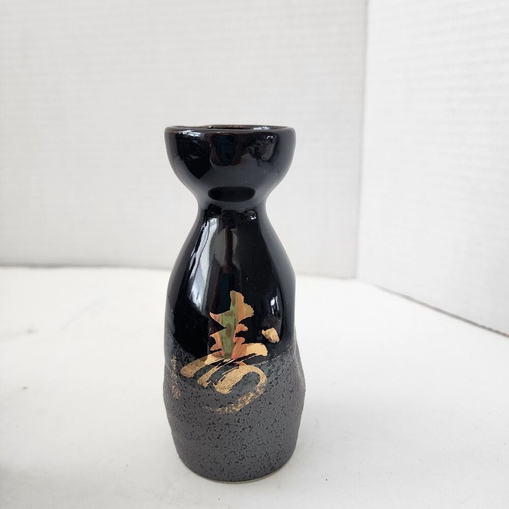 Utsuwa No Yakata Japanese Sake Set Dispenser 4 Cups Black Ceramic New In Box - Picture 3 of 16